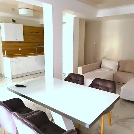 Ground Floor Apartamento *